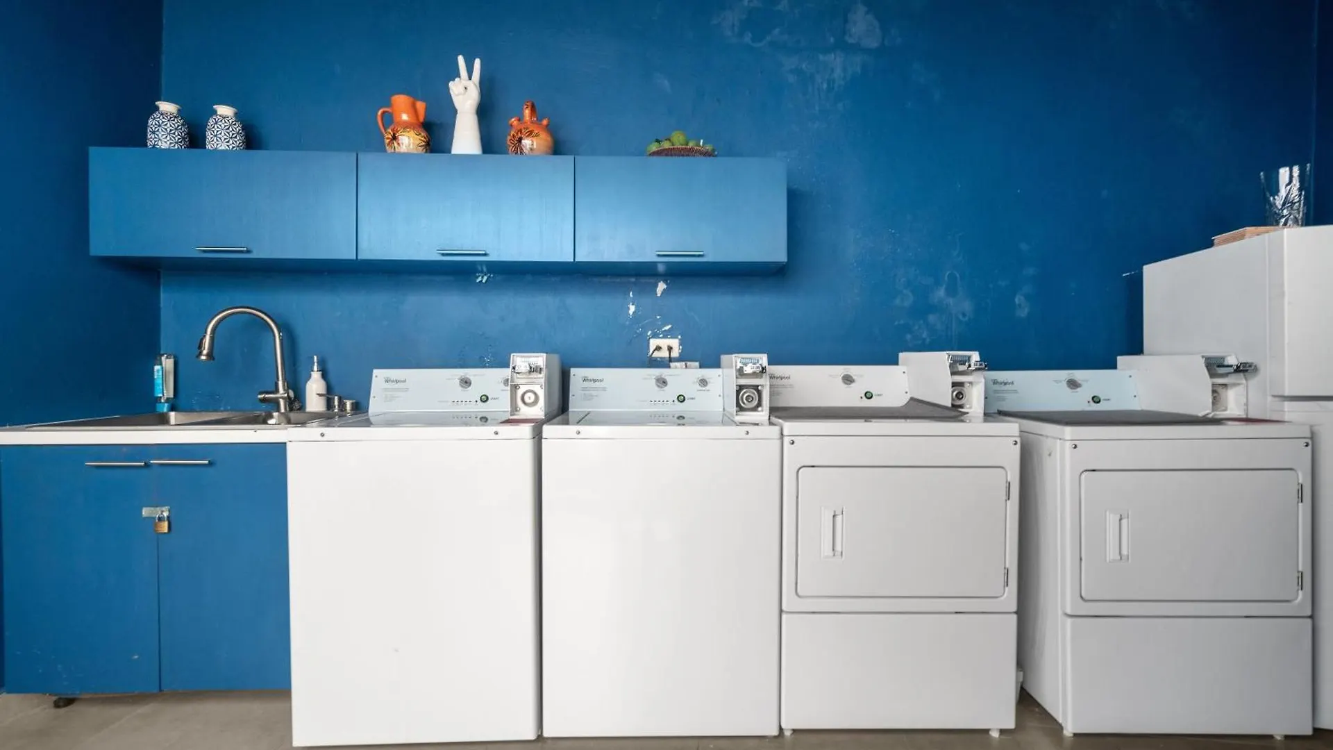 דירה סן חואן Cozy High-Ceiling Urban Studio Mm2
